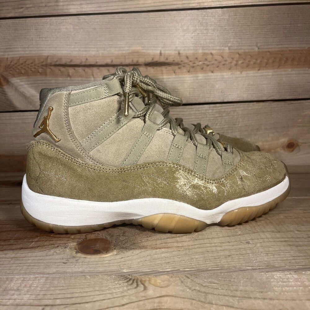 RARE Size W9/M7.5 - Nike Air Jordan 11 Retro “Neutral Olive” Sneakers AR0715-200